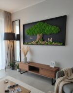 Elegantné machové stromy na čiernom podklade