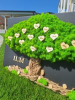 Elegantné machové stromy na čiernom podklade – Obrázok 19